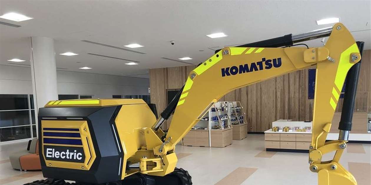 Komatsu remote hot sale control excavator