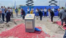 Invited guests and Sinoboom Mexico team break ground. Photo: Sinoboom