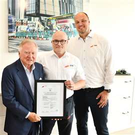 JCB's Lord Bamford receives official certification allowing the sale of H2 ICEs from RDW