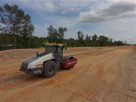 Ferrovial grader with machine control